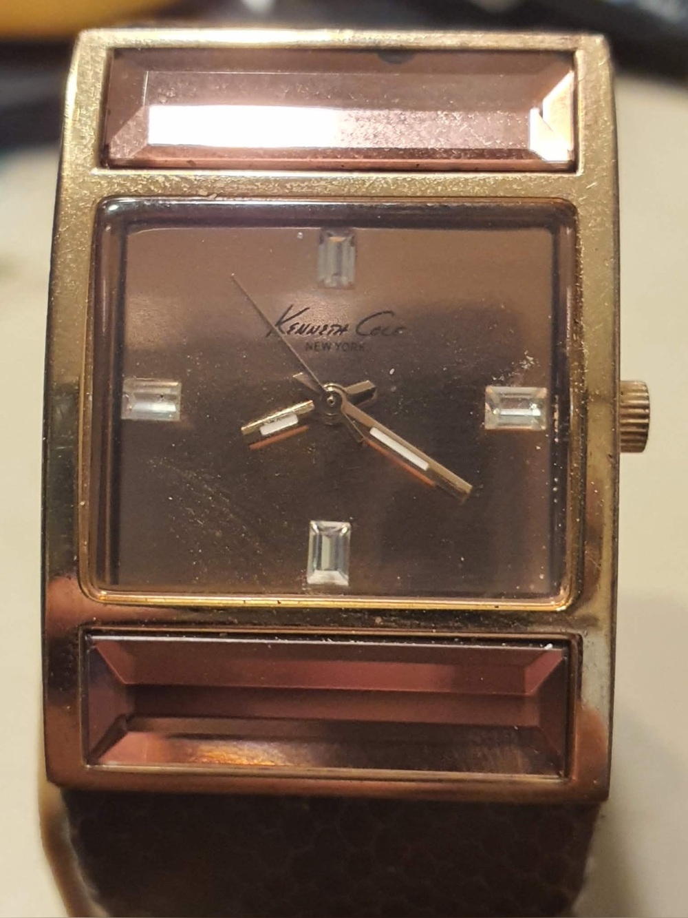 🦋10/$20🦋 Kenneth Cole Goldtone Rhinestone Leather Women's Watch